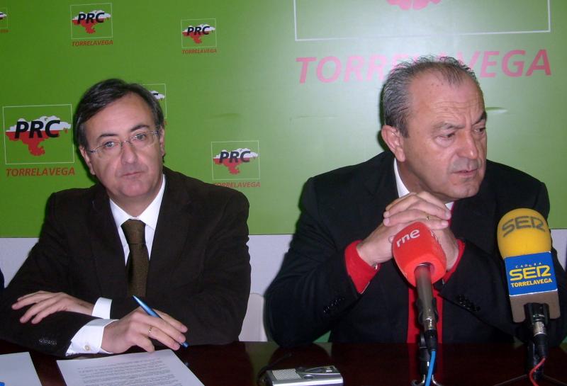 L. Marcano y G. Carmona en la presentaci?n de los Foros "Torrelavega 2015"