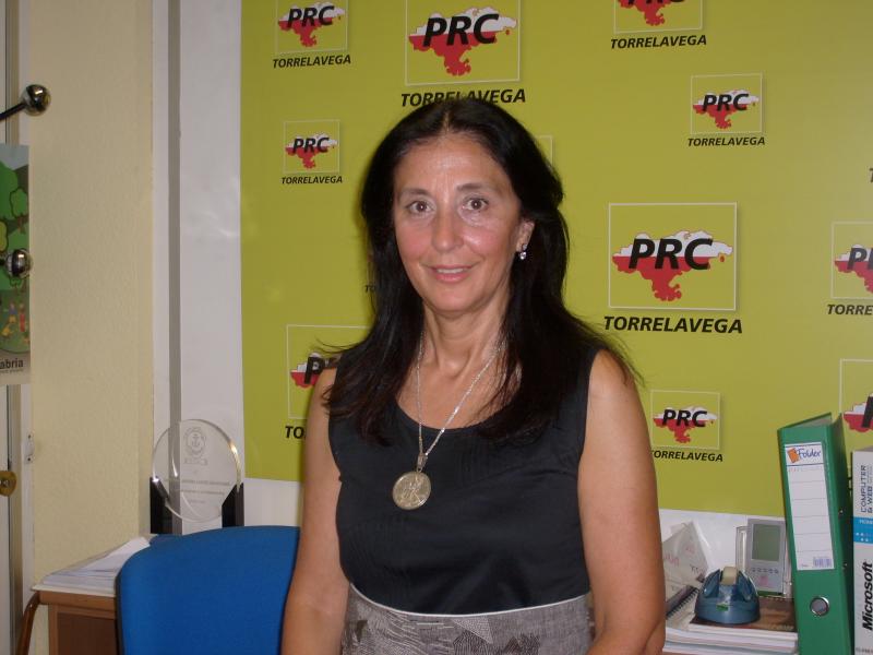 Angeles R. Hoyos