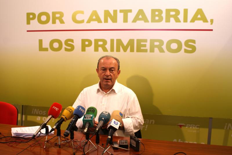 Francisco Javier L?pez Marcano en rueda de prensa esta ma?ana