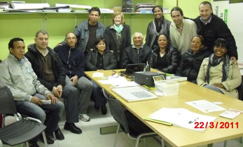 Reuni?n del PRC de Colindres con inmigrantes