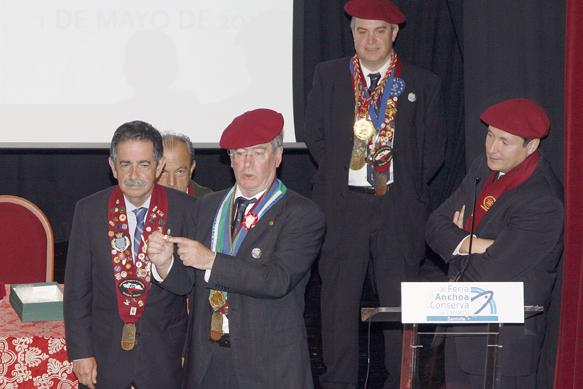 Revilla, a punto de recibir el 'Octavillo de oro' de manos del Presidente de la Cofrad?a