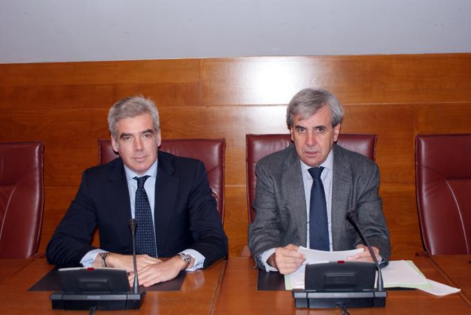 Rafael de la Sierra, a la derecha, y Jos? Mar?a Fuentes Pila