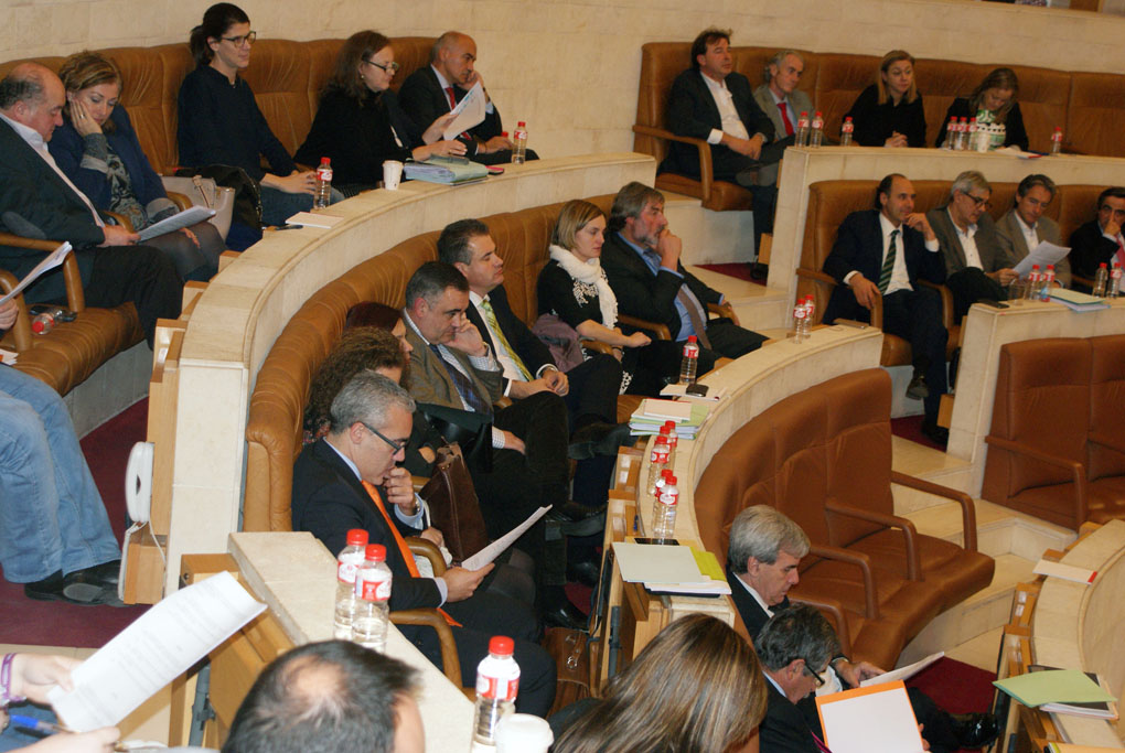 Los diputados del PRC durante la sesión plenaria de hoy.