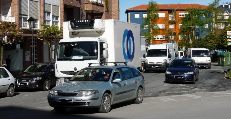 Plaza del Pescador de Colindres, una de las zonas solicitadas para espacios de Carga y Descargas