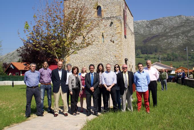 Revilla con la candidatura de San Felices ante la Torre de Pero Ni?o