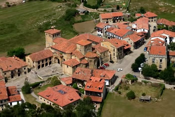 La villa de Santillana del Mar