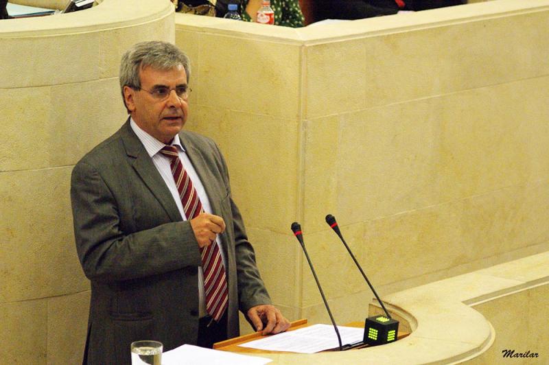 Rafael de la Sierra destaca en el Pleno la pol?tica "eficaz" de la Consejer?a de Obras P?blicas