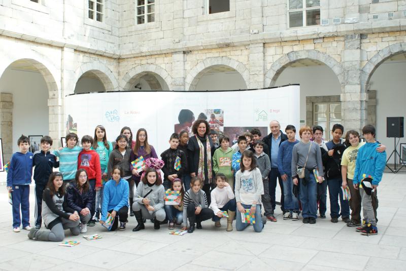 Noceda junto a los alumnos de 5? y 6? C.P. Jesus Cancio de Comillas