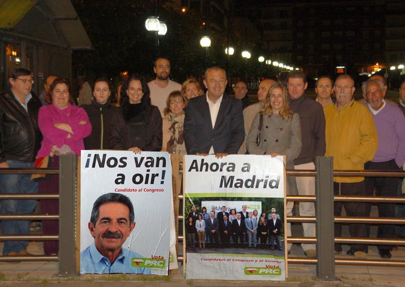 Pega de carteles 20N