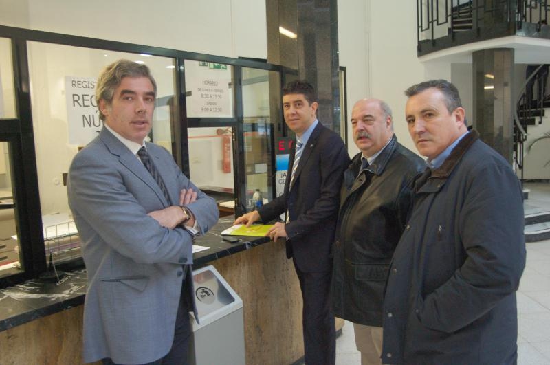concejales regionalistas registrando enmiendas