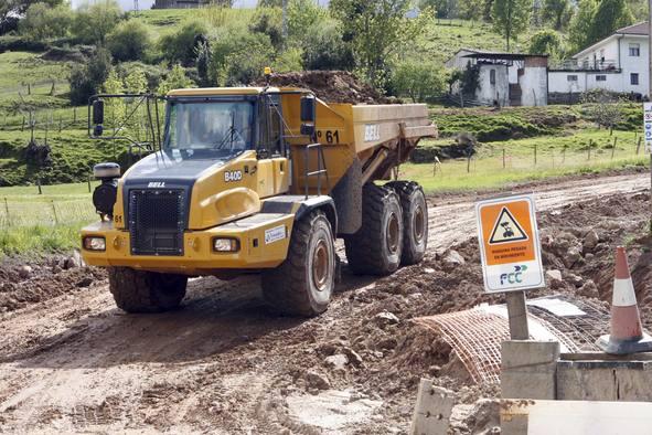 Tramo en obras de la autov?a Solares-Torrelavega que sufrir? la paralizaci?n del Ministerio de Fomento