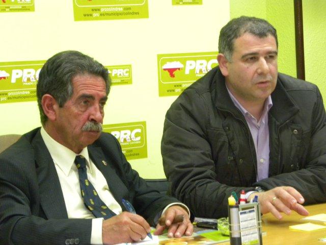 Revilla junto al Vicesecretario del C.L y concejal del PRC, Antonio P?rez.