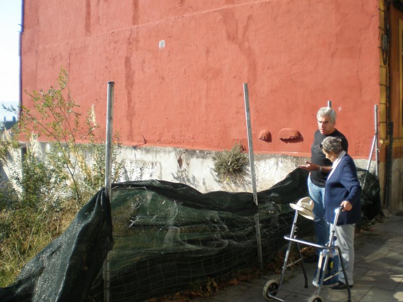 El portavoz del PRC Santander en el solar afectado