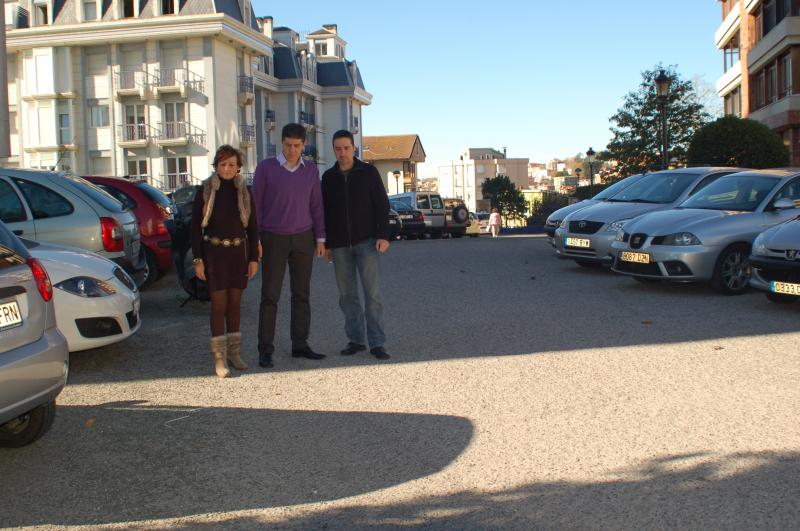 Los regionalistas Sierra y Solanas junto al coordinador de distrito del PRC, Carlos Ruiz, en Francisco Salazar