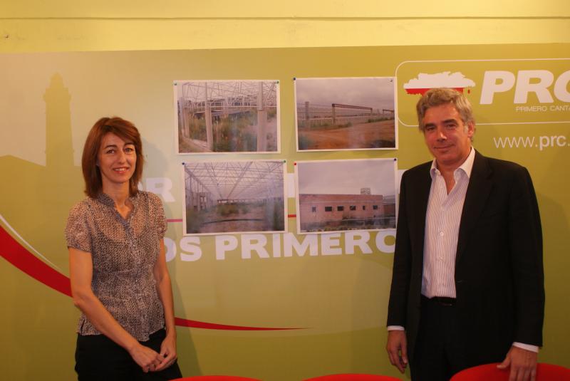 La edil, Amparo Coterillo y el portavoz del PRC de Santander, Jos? M? Fuentes-Pila