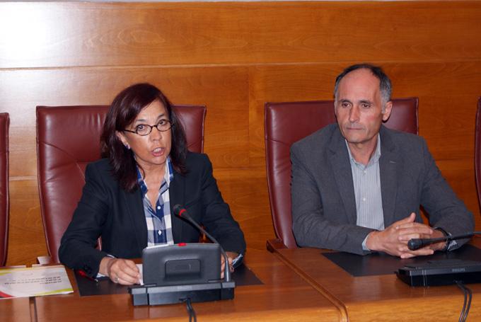 Matilde Ruiz y Juli?n Fuentecilla