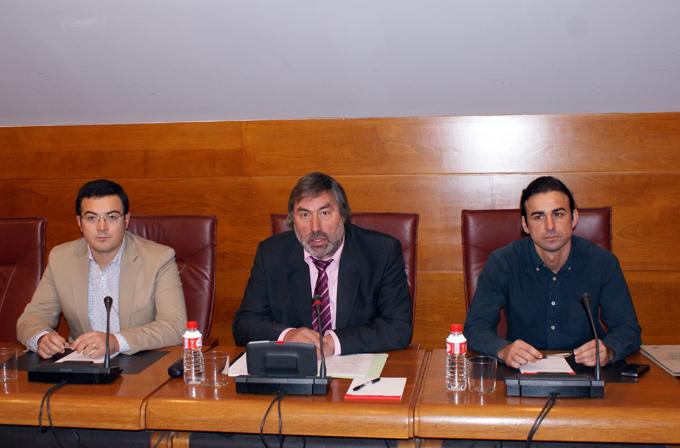De izquierda a derecha, Jaime D?az, Fernando Fern?ndez y Jorge de Miguel