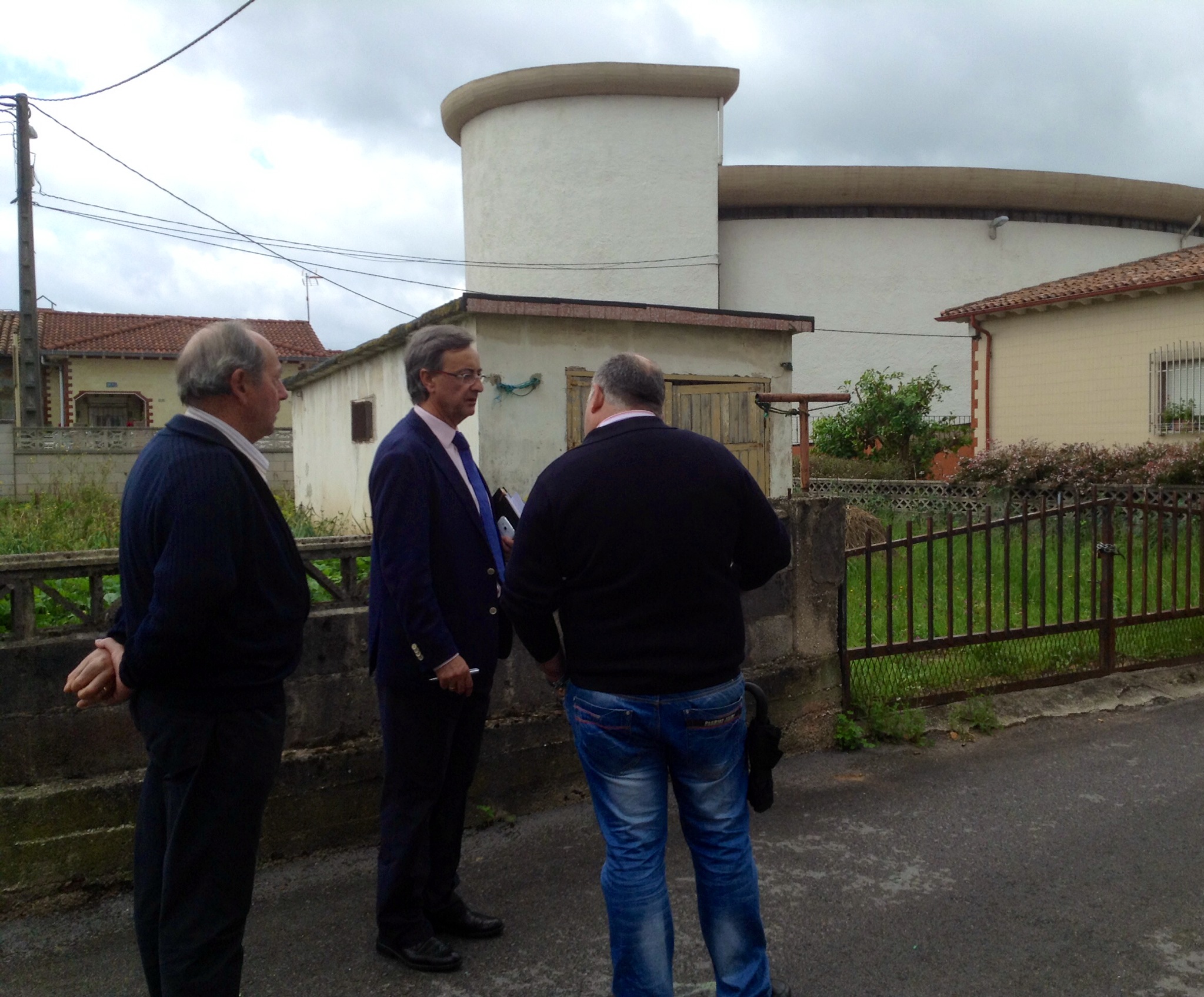 Visita a Campuzano junto a miembros de la AAVV