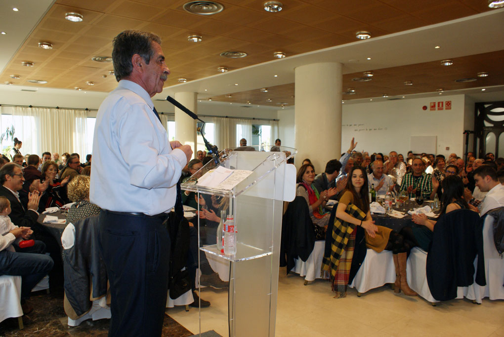 Miguel Ángel Revilla durante su intervención.