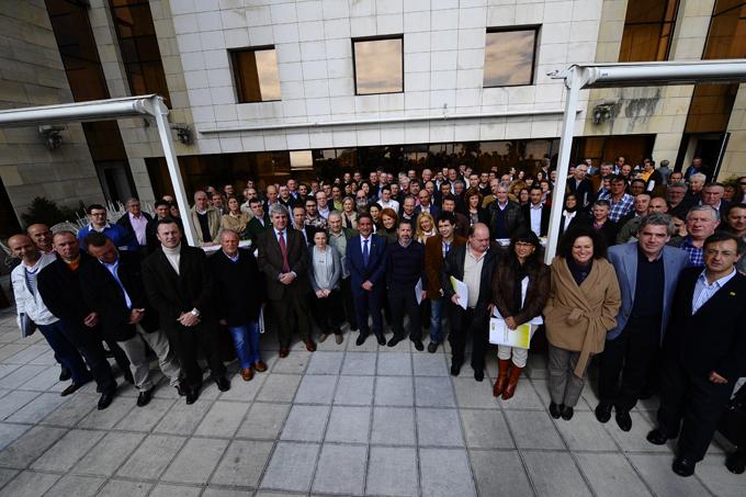 Revilla con los candidatos y equipos de campa?a reunidos hoy en Santander