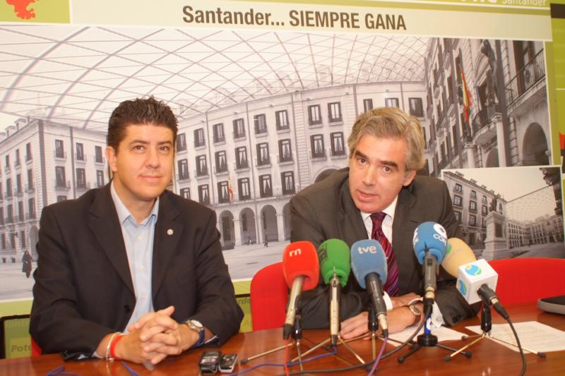 Francisco Sierra, portavoz PRC Santander y Jose M? Fuentes-Pila, concejal PRC Santander