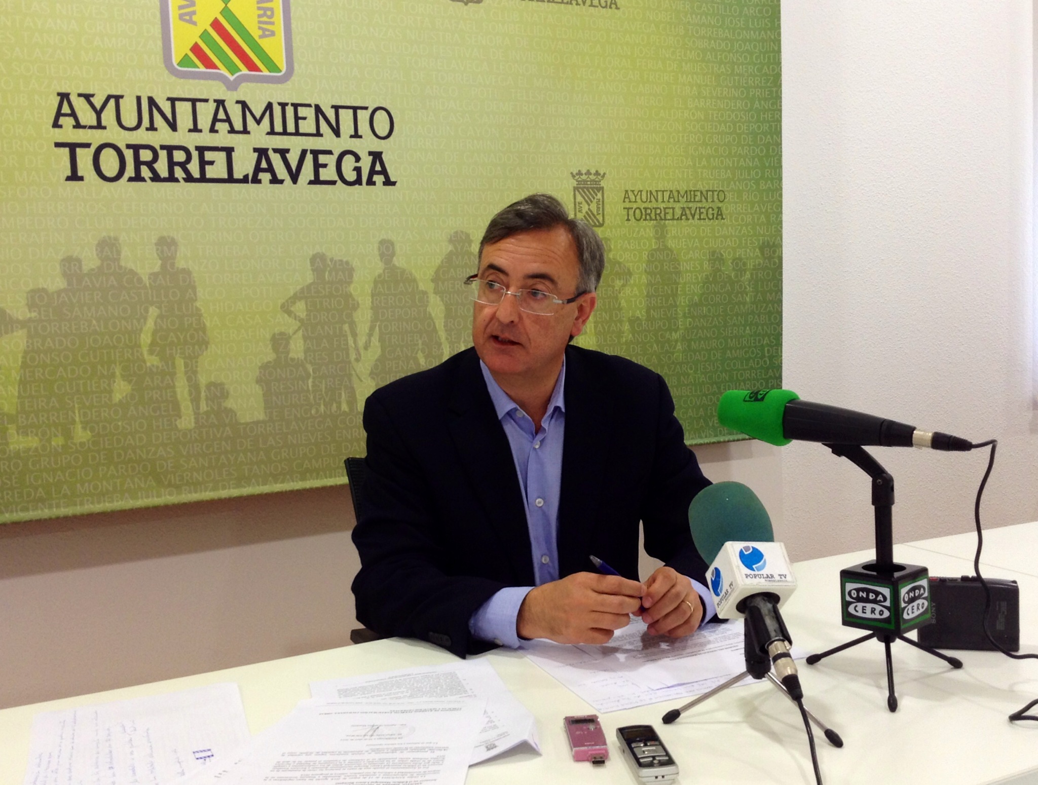Pedro G. Camona en rueda de prensa