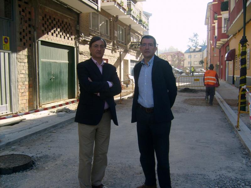 Pedro G. Carmona y Pedro P. Noriega visitan la calle Pomar