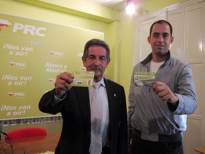 Revilla y Puente muestran el 'abono transporte a Madrid' con el que solicitan propuestas a los j?venes c?ntabros