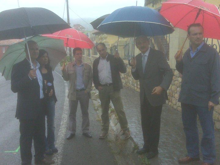 Miembros del comit? local del PRC de Santillana con el consejero D. Jos? Mar?a Maz?n