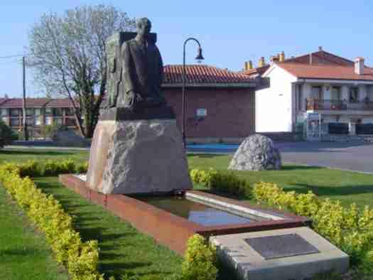 Monumento a Benedicto Ru?z