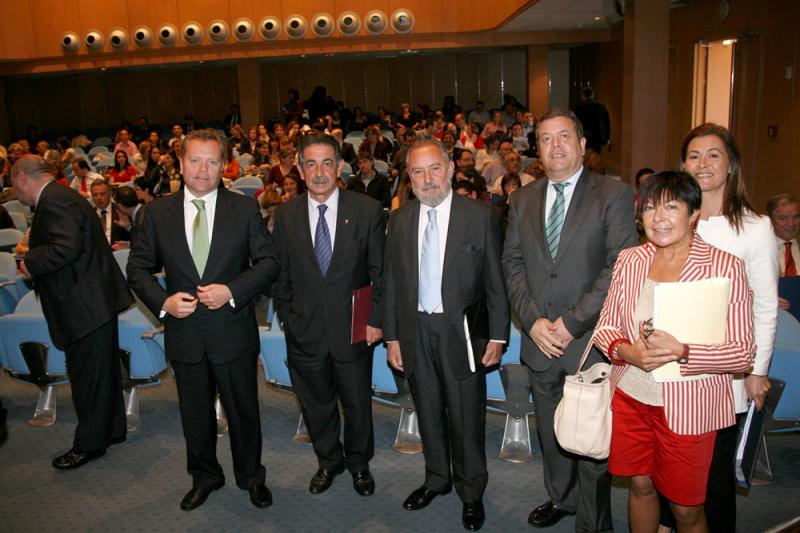 Miguel ?ngel Revilla y Vicente Mediavilla, junto a Joaqu?n Tornos y C?sar Tolosa