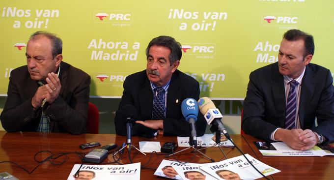De izquierda a derecha, Javier L?pez Marcano, Miguel ?ngel Revilla y Guillermo Blanco