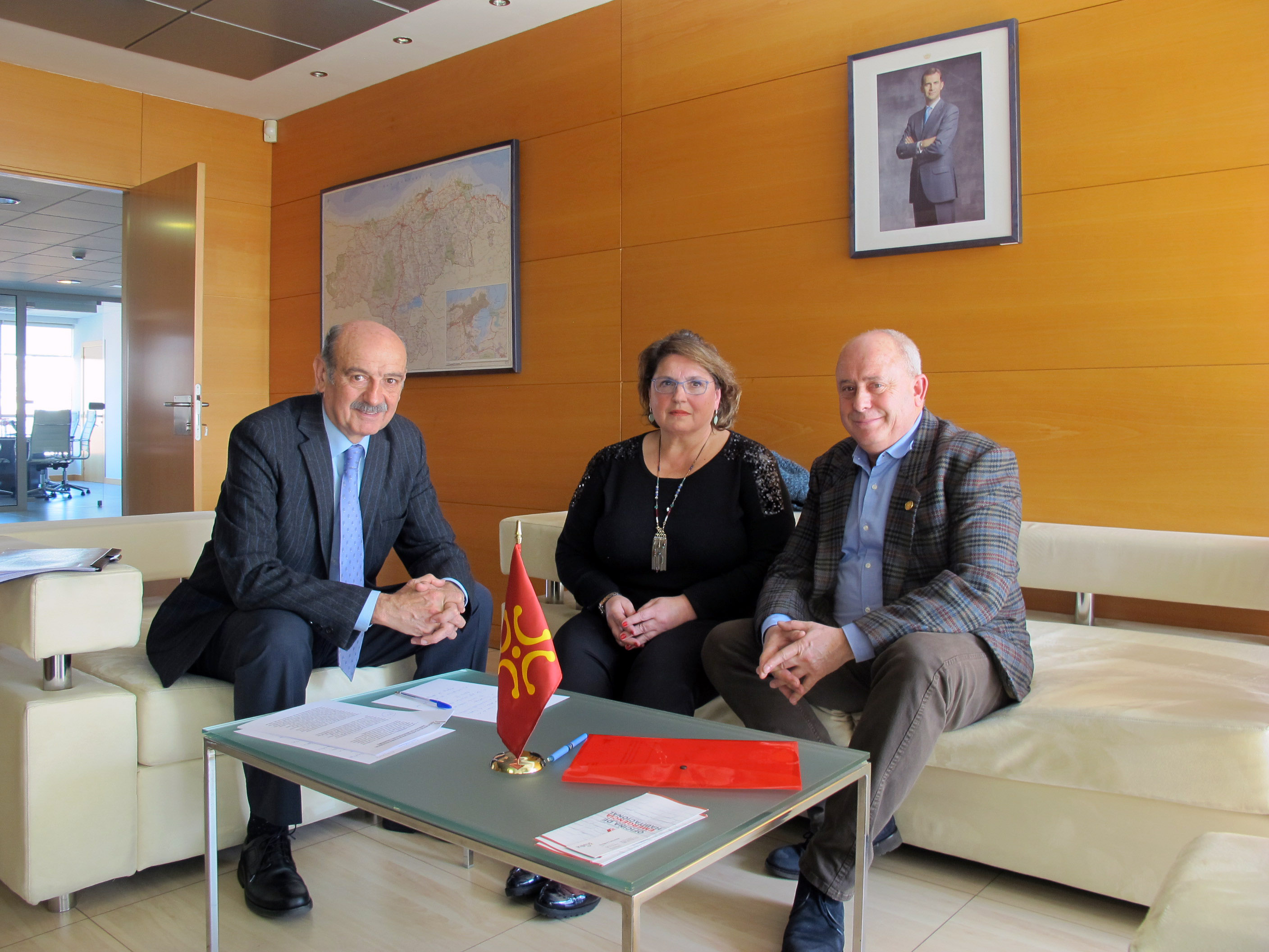 De izquierda a derecha, José María Mazón, Blanca Gómez y Javier González.