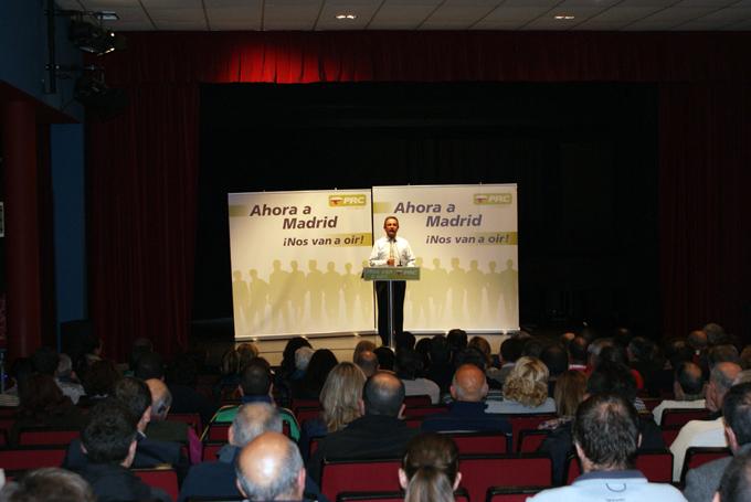 Revilla durante su intervenci?n en el mitin