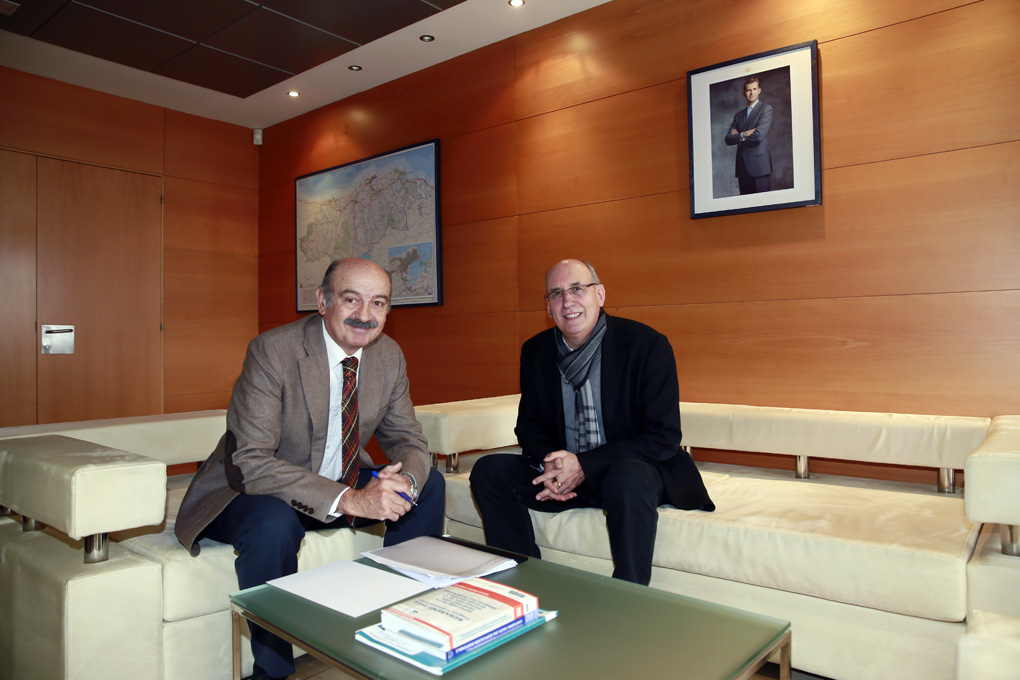 José Manuel Cabrero durante el encuentro con José María Mazón.