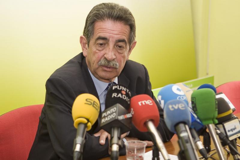 Miguel ?ngel Revilla en su comparecencia de esta ma?ana ante los medios de comunicaci?n