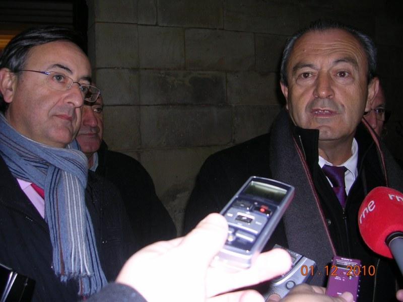 L?pez Marcano y G. Carmona en rueda de prensa