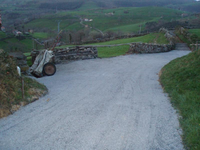 camino asfaltado