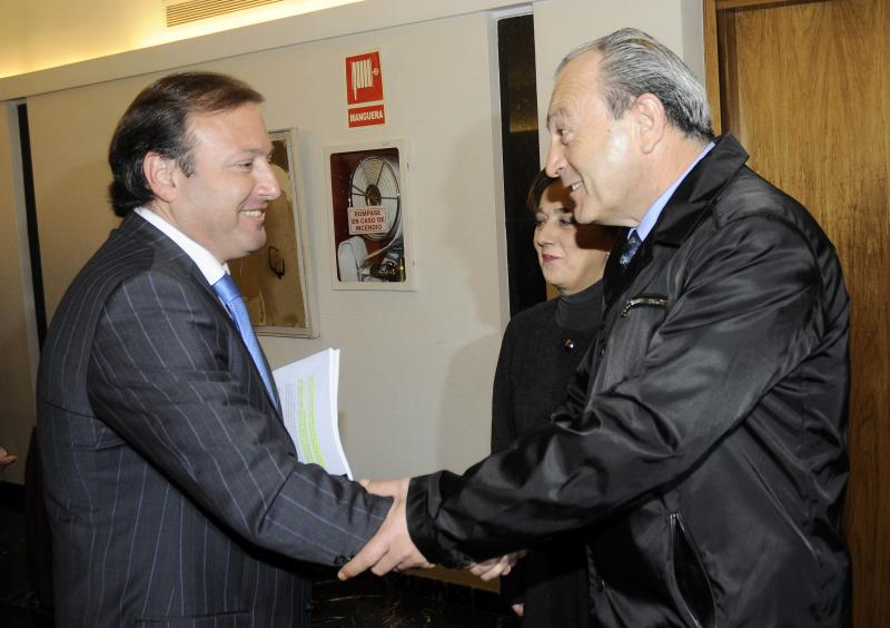 Marcano saluda al secretario de Estado de Turismo