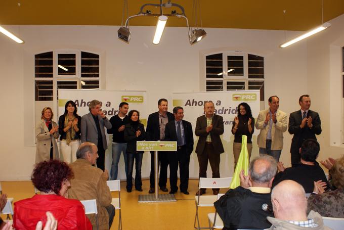 Los candidatos del PRC al final del mitin celebrado ayer en Astillero