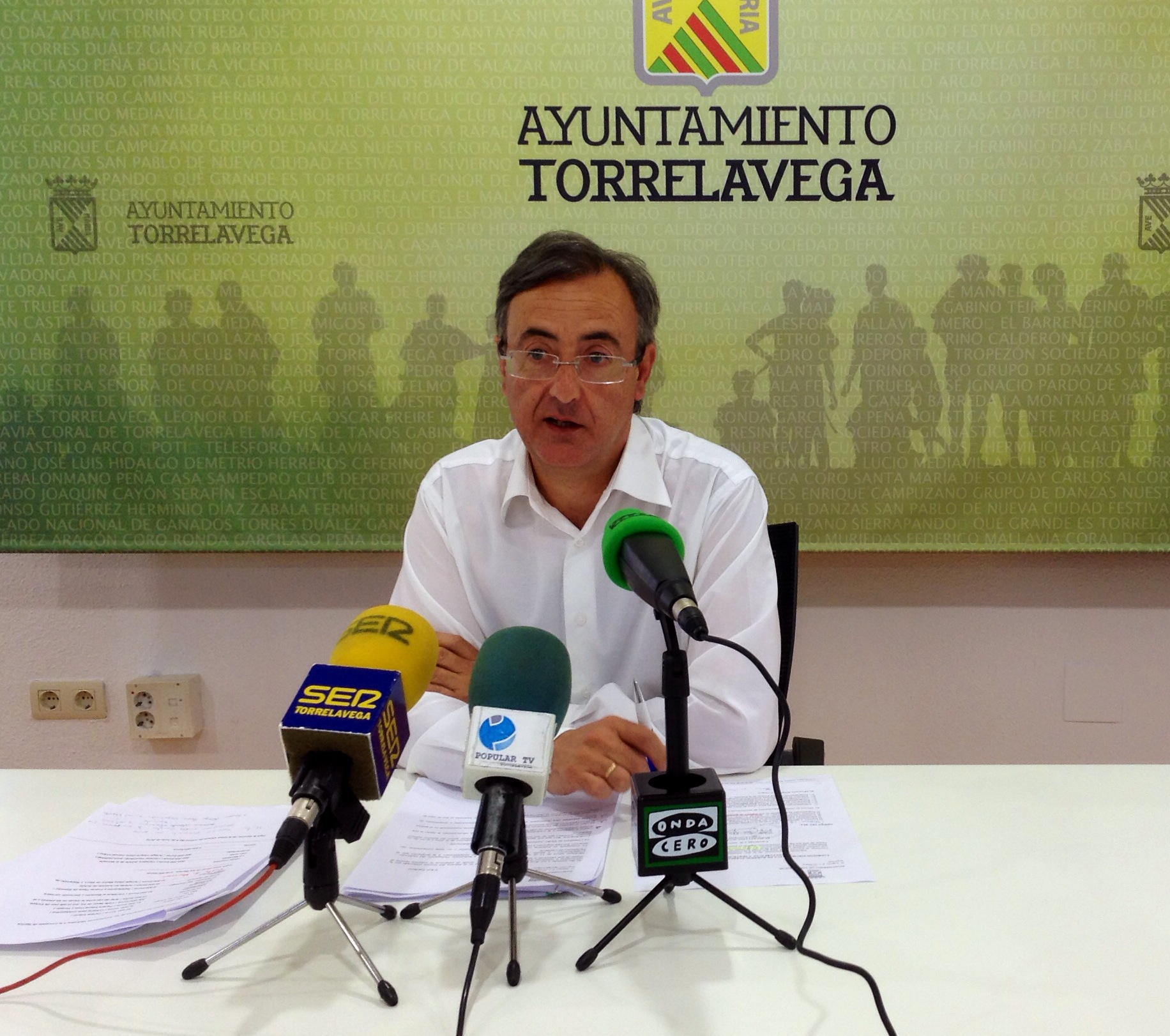Pedro G. Carmona, concejal de Obras, Barrios