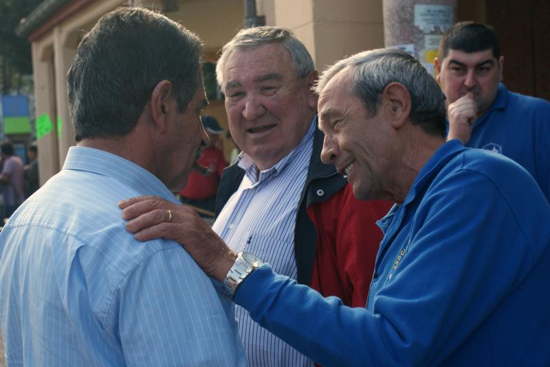 Revilla en los soportales del Mercado de Abastos