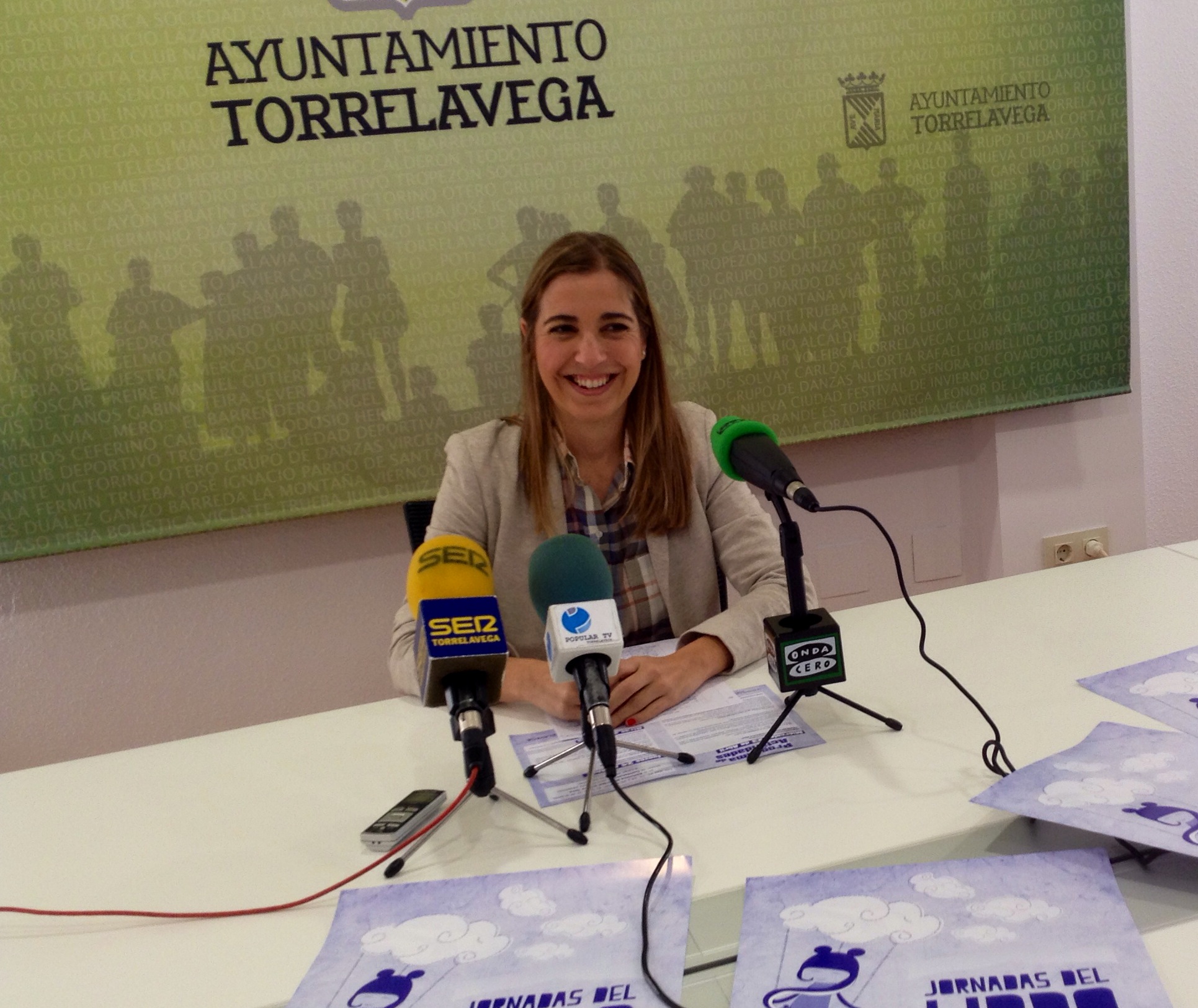 Juncal Herreros en la presentaci?n de las Jornadas del Libro