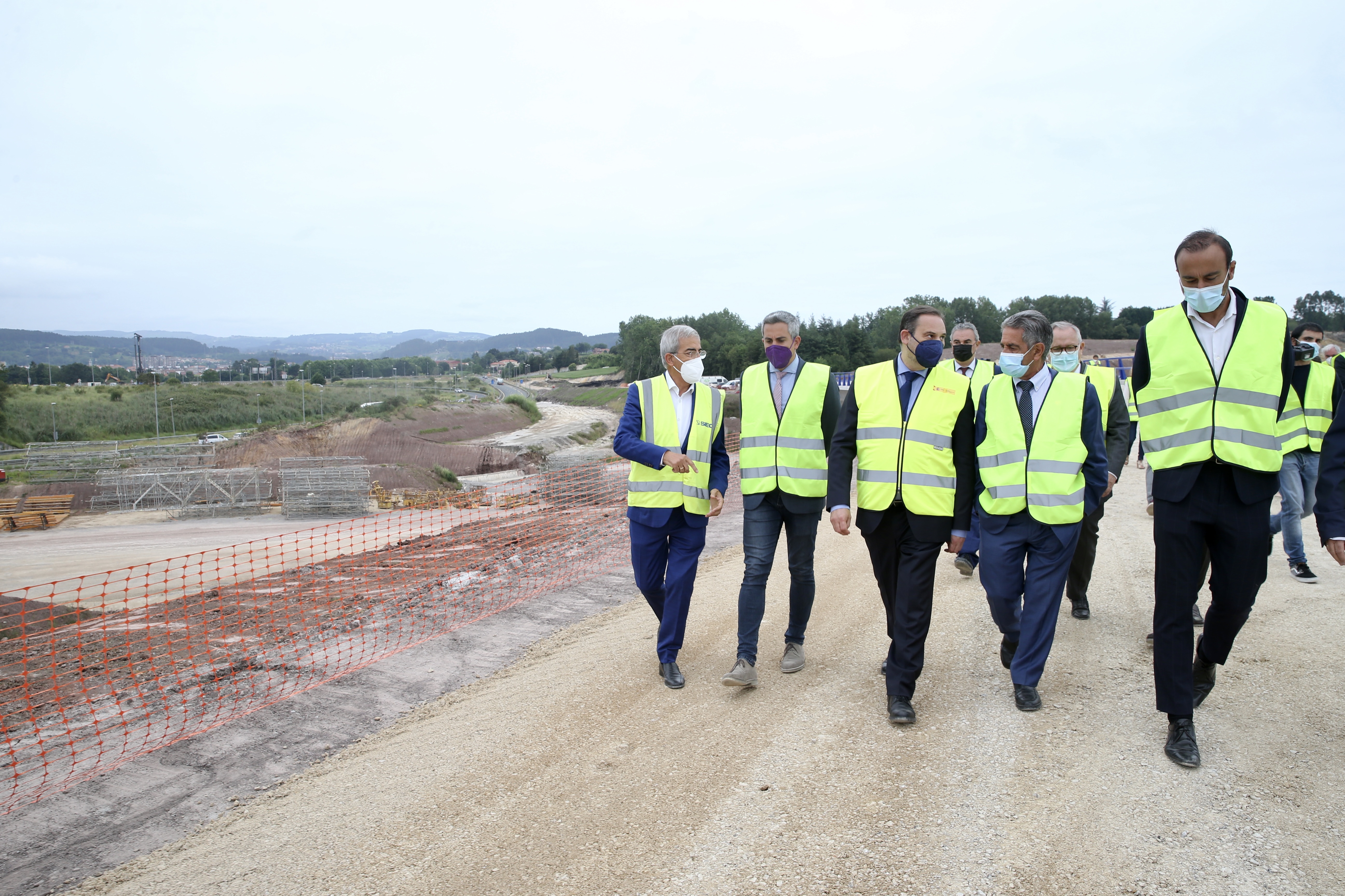 Revilla durante la visita a las obras. (Foto: Lara Revilla)