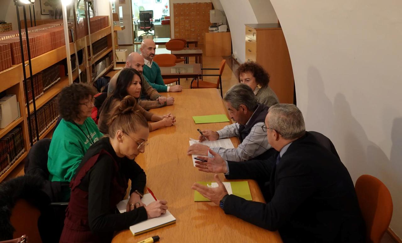 Reunión del Grupo Regionalista con la Junta de Personal Docente