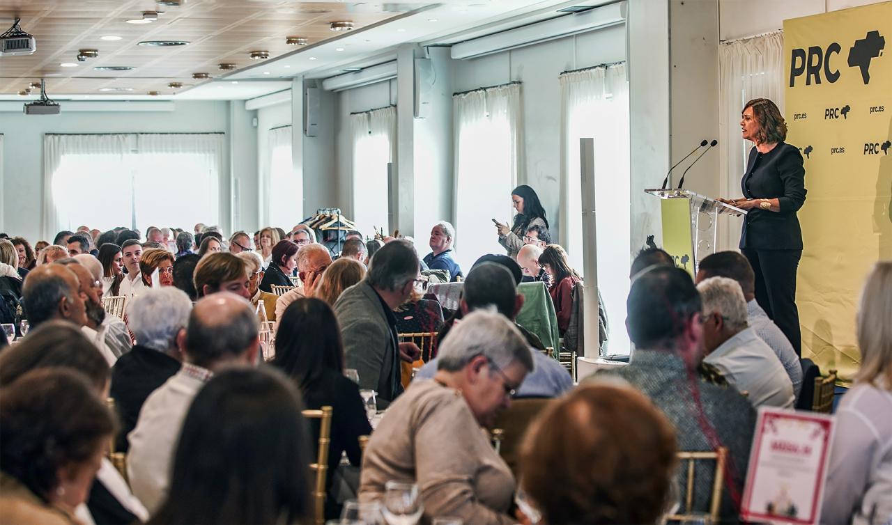 Paula Fernández ha intervenido por primera vez en la comida de Navidad del PRC