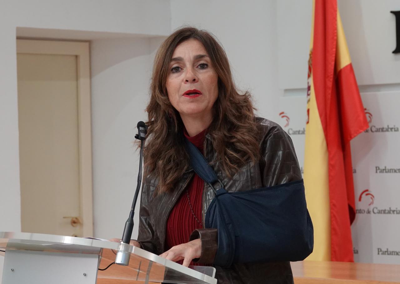 Paula Fernández durante la rueda de prensa que ha ofrecido hoy
