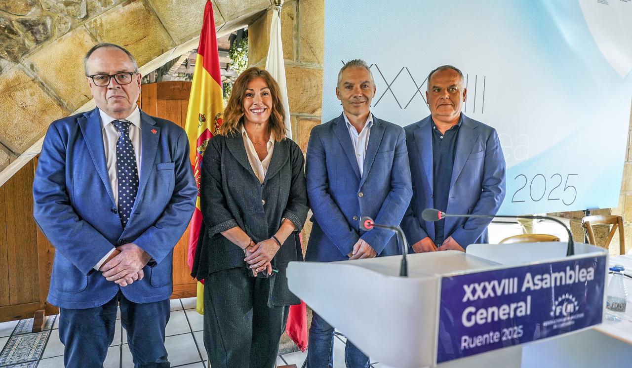 Eduardo Ortiz, Rosa Díaz, Ángel Llano y Víctor Reinoso fueron los encargados de defender las propuestas del PRC en la Asamblea