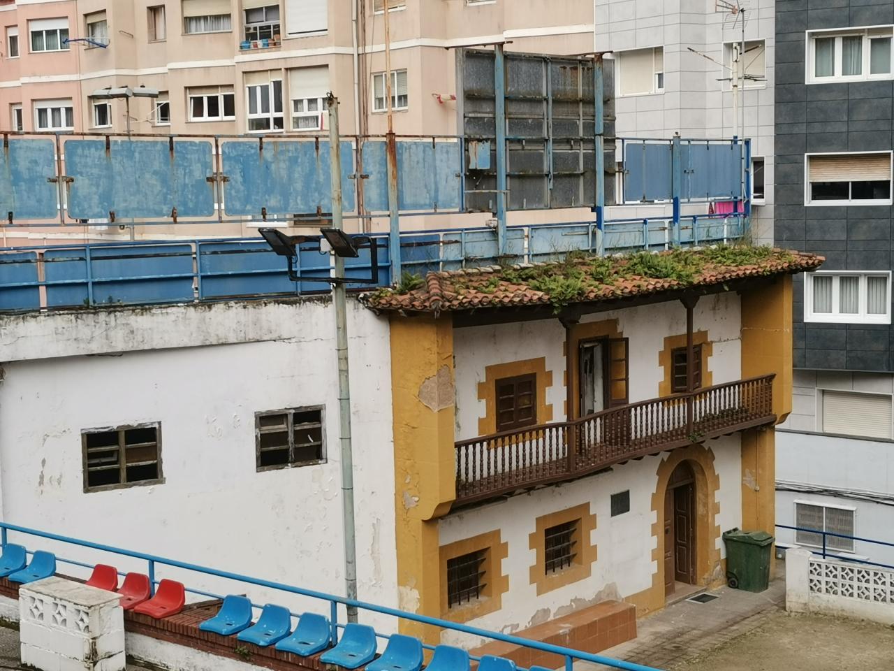 Vista de una de las fachadas