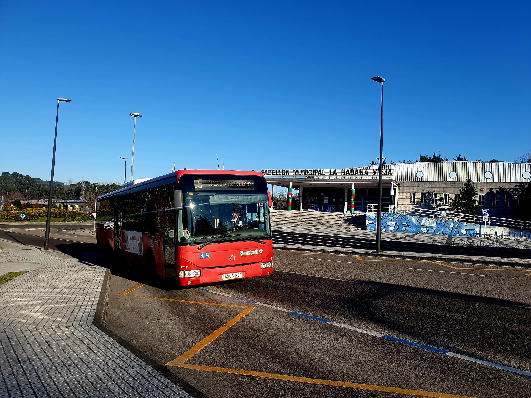 El Torrebus logra en junio una media de 2.107 viajeros diarios